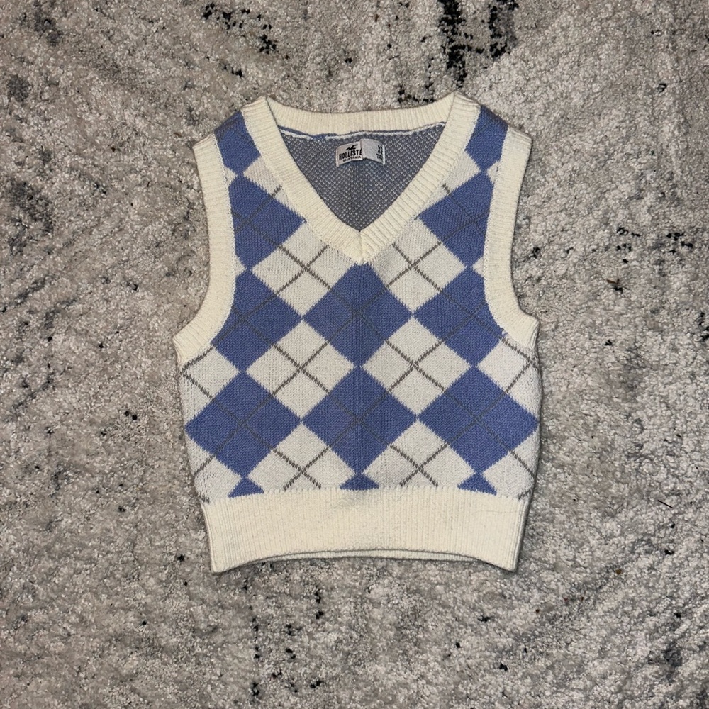 Sweater vest